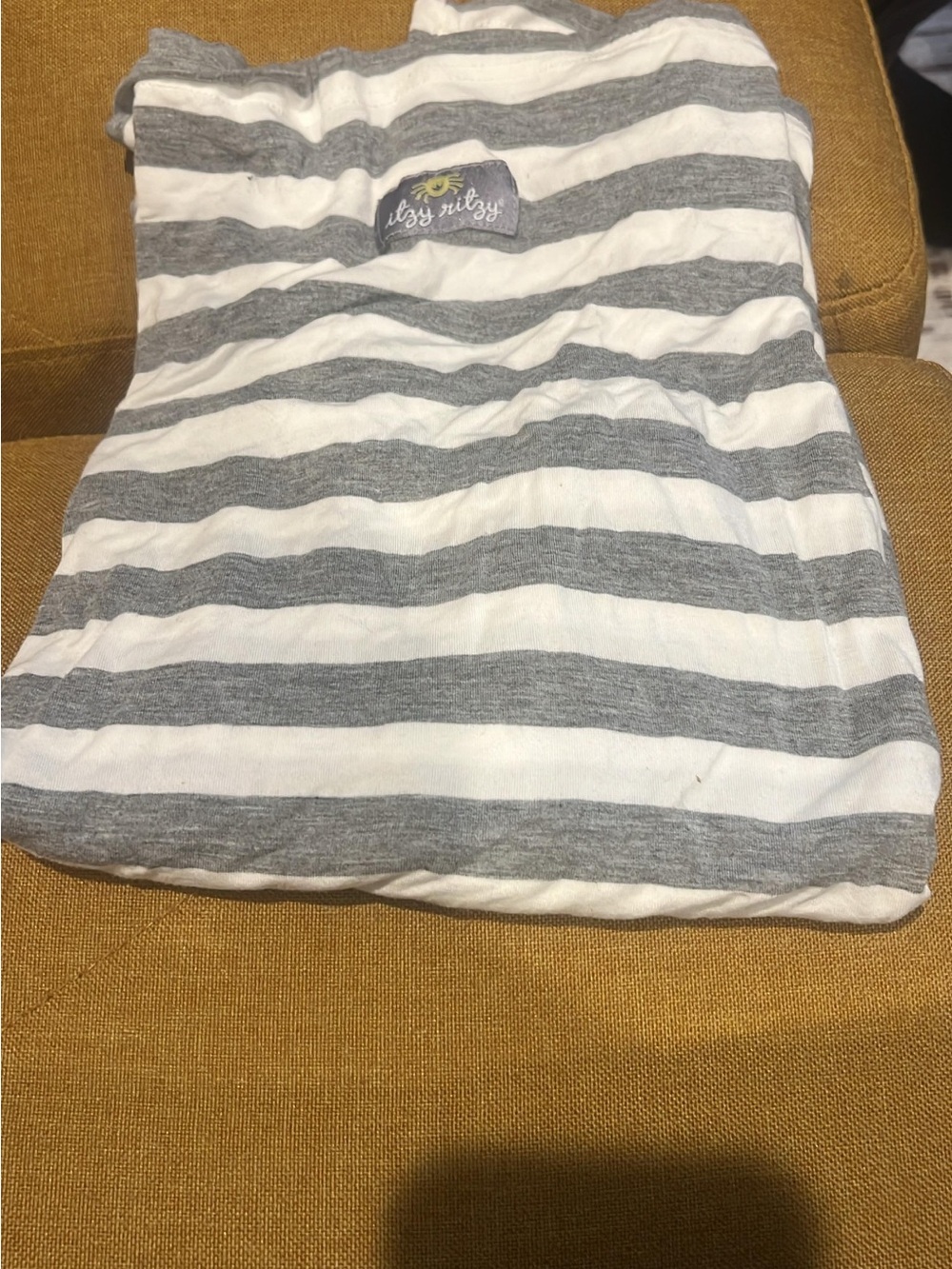 Nursing cover Gray & White Striped